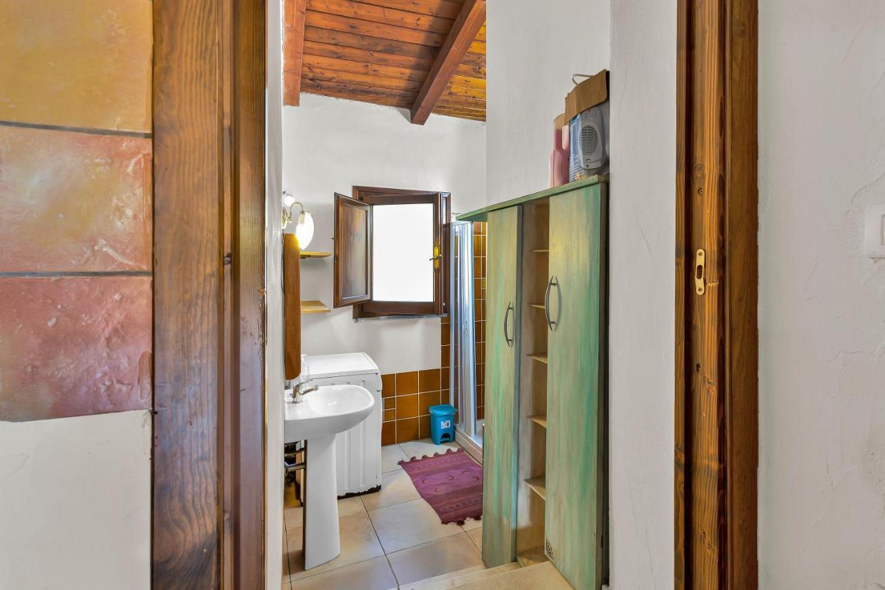 Casettina Loiri Porto San Paolo Exterior photo