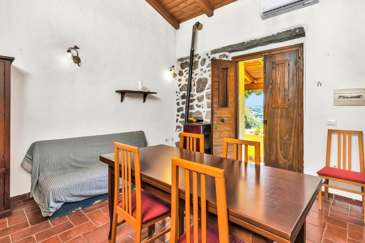 Casettina Loiri Porto San Paolo Exterior photo