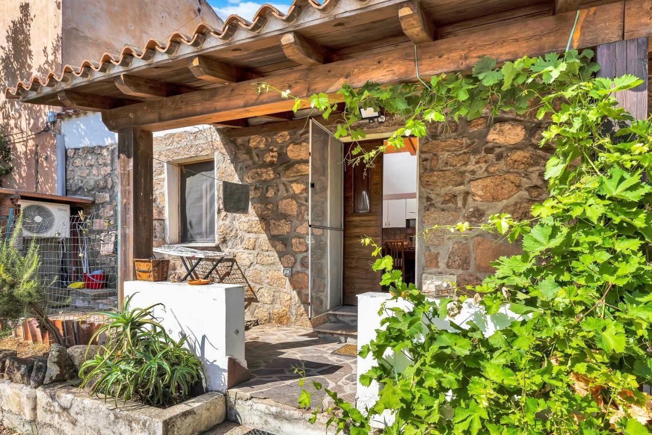 Casettina Loiri Porto San Paolo Exterior photo