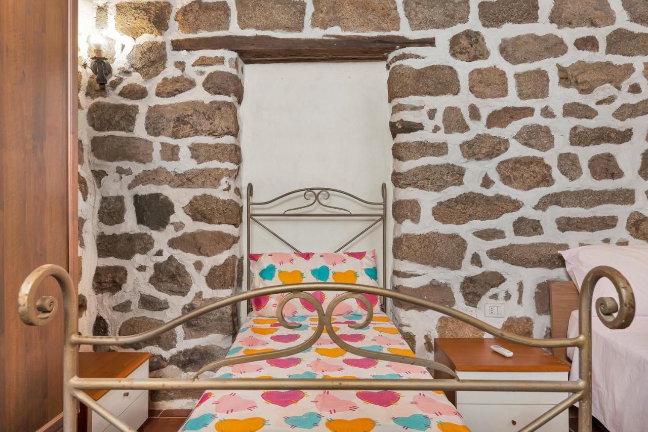Casettina Loiri Porto San Paolo Exterior photo